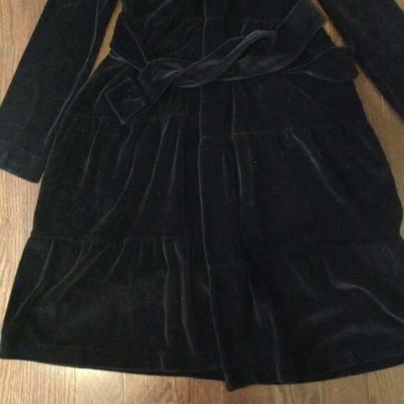 Black Velvet Bathrobe - Picture 3 of 3